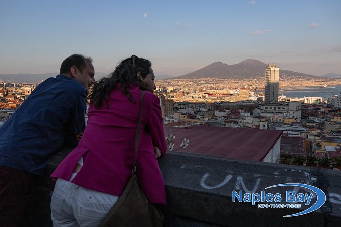 Naples Panoramic Walking Tour: From the Hills to the Center - Guides make the difference