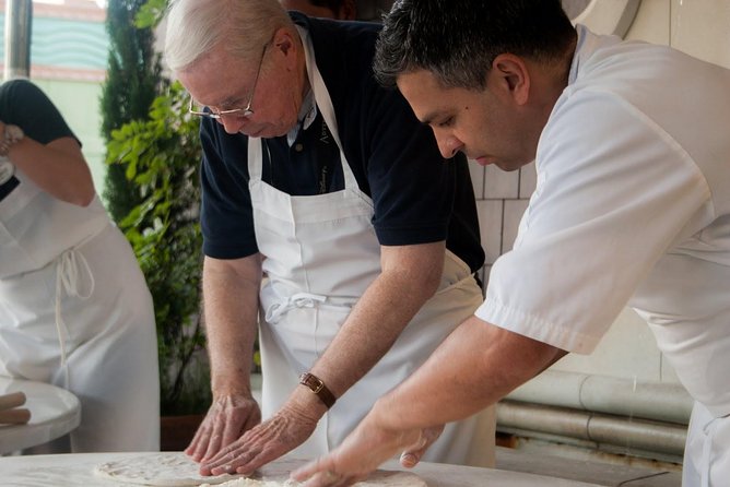 Naples Pizza Cooking Class - From flour and yeast to a rested dough