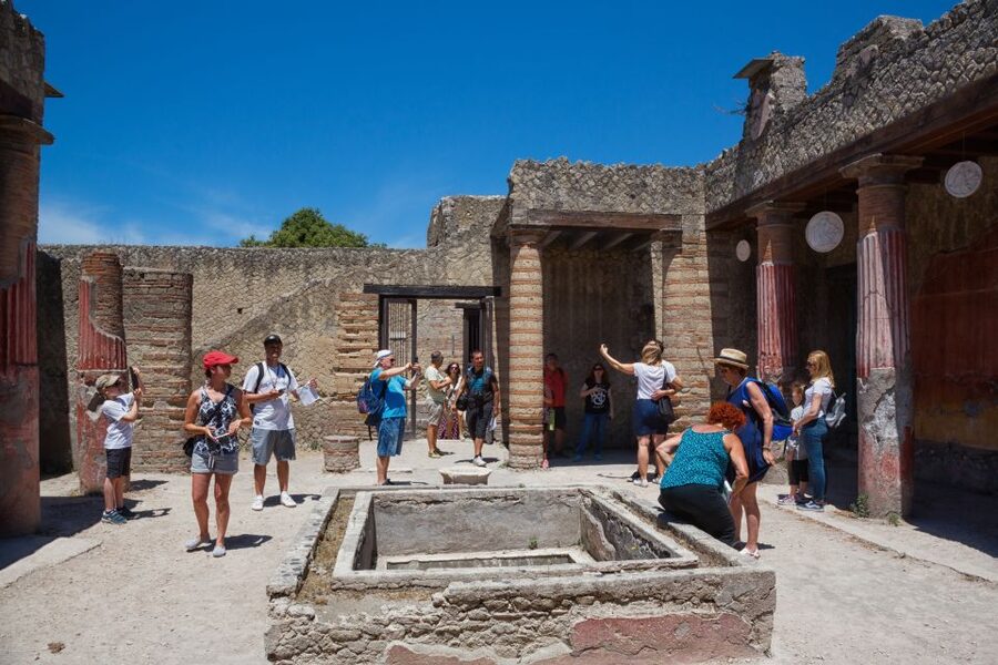 Naples: Pompeii and Herculaneum Private Walking Tour - Why pairing Pompeii with Herculaneum makes sense