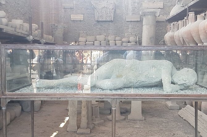 Naples, Pompeii and Sorrento full day tour from Naples - Sorrento in one hour