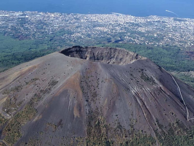 Naples: Pompeii and Vesuvius Skip-the-Line Day Trip - Why Pompeii deserves the larger share of your day