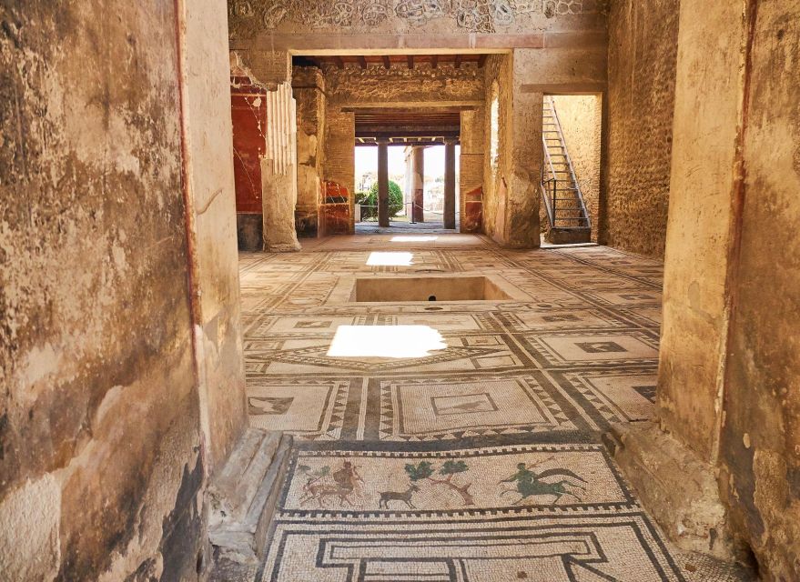 Naples: Pompeii & Mt. Vesuvius Day Trip with Tickets & Lunch - Pompeii in two focused hours
