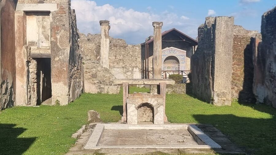 Naples: Pompeii Self Guided Audio Tour - Using the map without losing your place