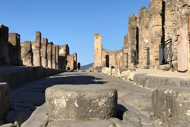 Naples port tour Sorrento and pompeii and overview of positano - Sorrento begins the day with a lighter pace