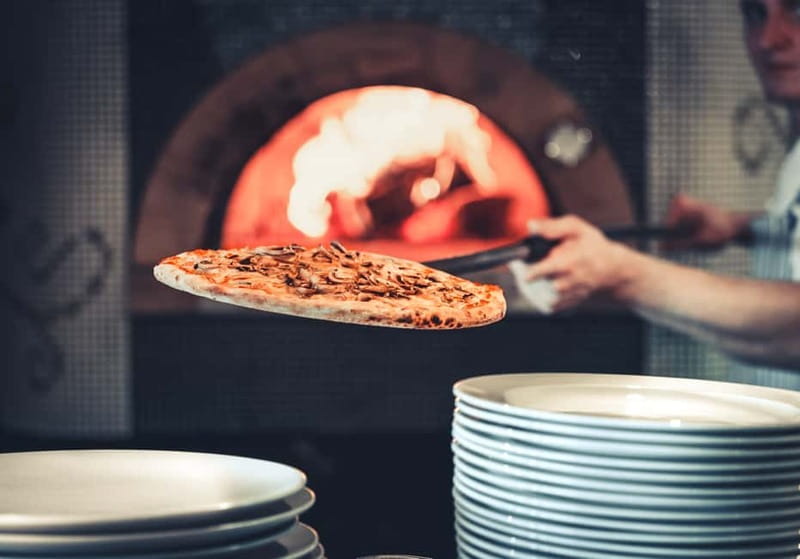 Naples: Premium Pizza-Making Class at a Pizzeria - The sweet finish: fried dough and chocolate spread