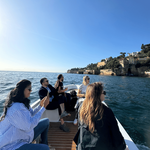 Naples: Private Coastline Boat Tour - From Mergellina to the villas of Posillipo