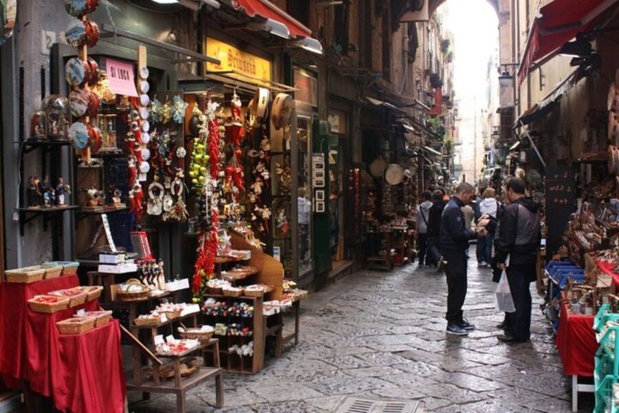 Naples: Private custom tour with a local guide - A calmer first look at Naples