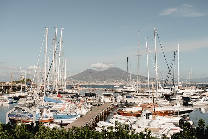 Naples Private Half-Day Tour with a Local – Flexible Meet-Up - Food, coffee, and the limits of the food focus