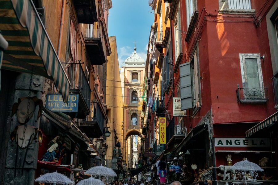 Naples: Private Tour with Locals – Highlights & Hidden Gems - A Local Drink or Tasting Along the Way