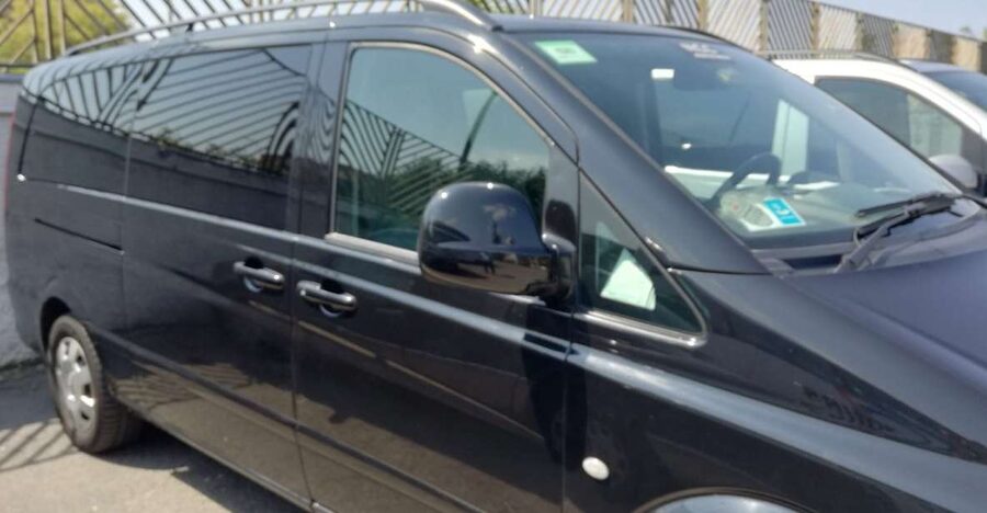Naples: Private Transfer to Sorrento & Pompeii Guided Tour - Meeting your driver in Naples