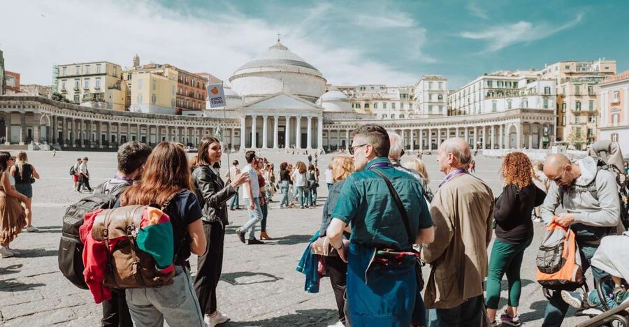 Naples: Royal Palace and Monumental Area Small Group Tour - Starting at Piazza Municipio and Castel Nuovo