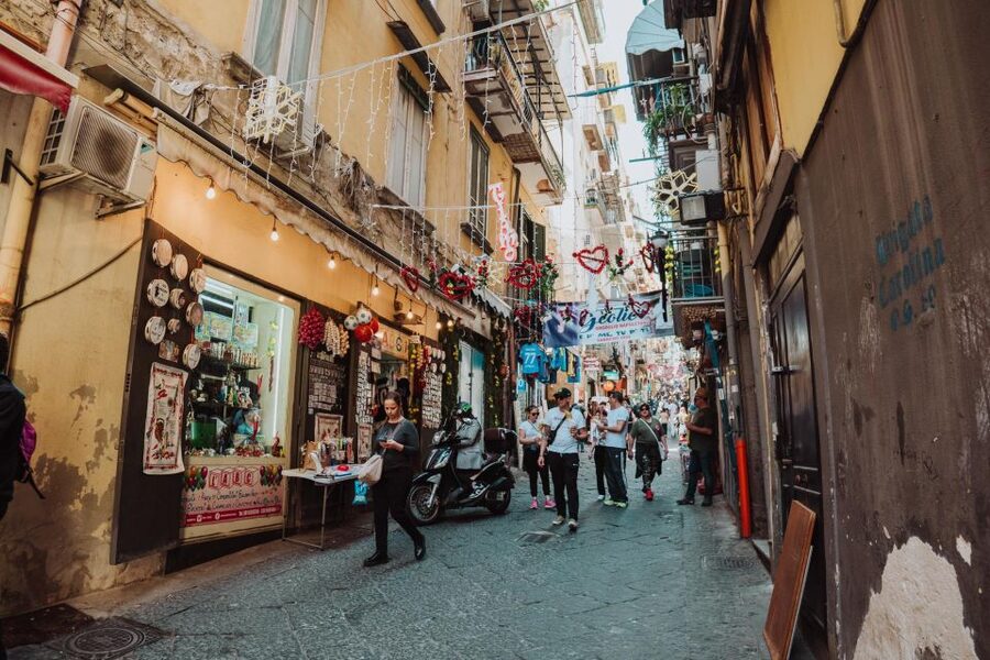 Naples: Royal Palace and Monumental Area Small Group Tour - Galleria Umberto I and Teatro San Carlo