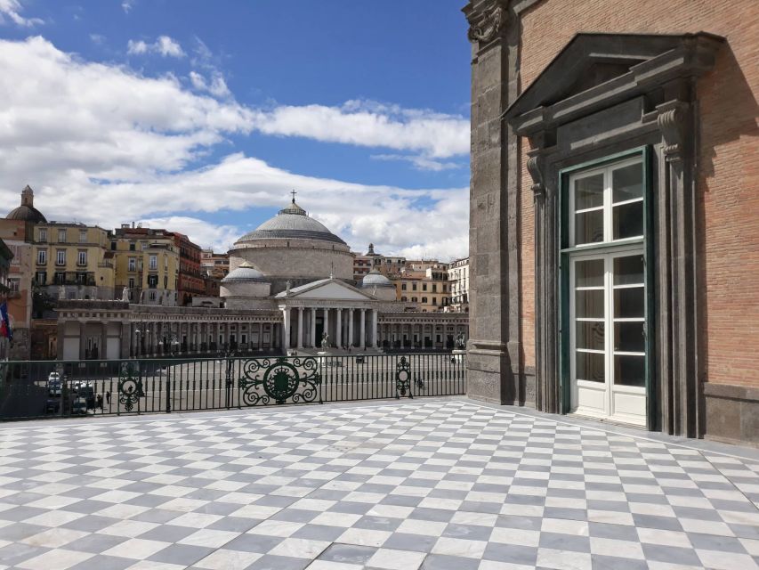 Naples: Royal Palace and Spanish Quarter Private Tour - Galleria Umberto I and Saint Charles