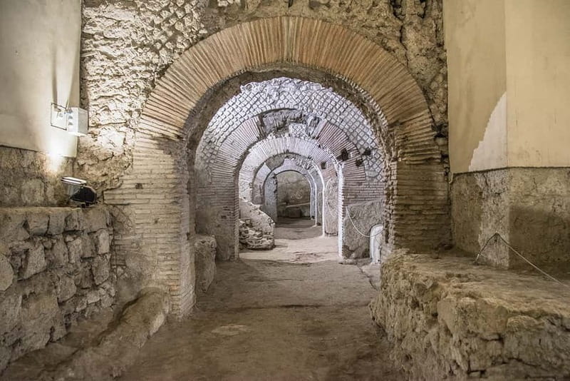 Naples: San Lorenzo Maggiore and Neapolis Sotterrata Ticket - What you actually visit at San Lorenzo Maggiore