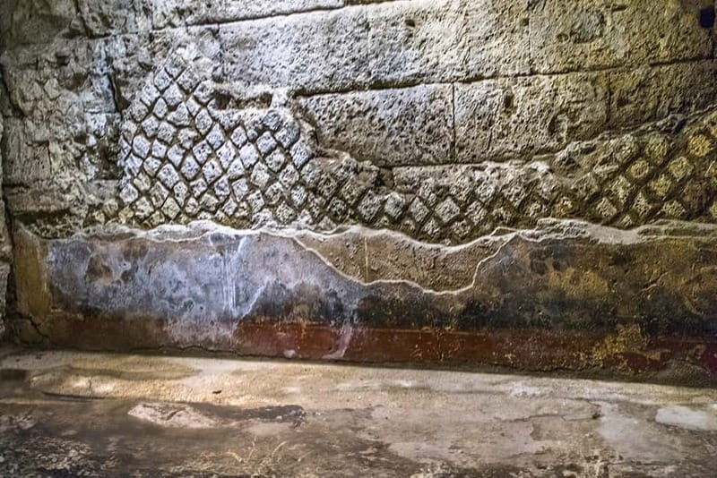 Naples: San Lorenzo Maggiore and Neapolis Sotterrata Ticket - Understanding the ancient Macellum