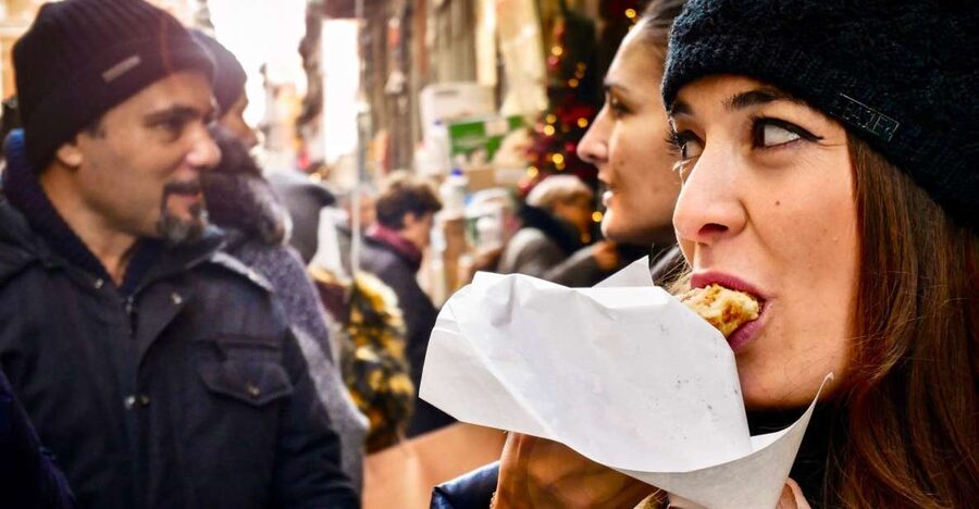 Naples: Secret Food Tour with Local Guide - Pizza in the city that claims it
