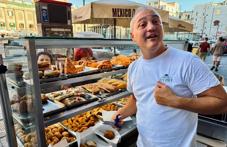 Naples: Secret Food Tour with Local Guide - Fried food, the first real test of your appetite