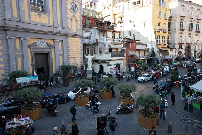 Naples Spanish Quarters Walking Tour Street Art, Folklore & Sweet - A taste of Neapolitan sweets