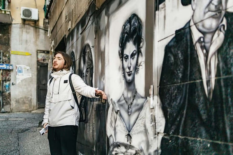 Naples: Street Art & History Tour in the Spanish Quarters - The small details you might miss alone