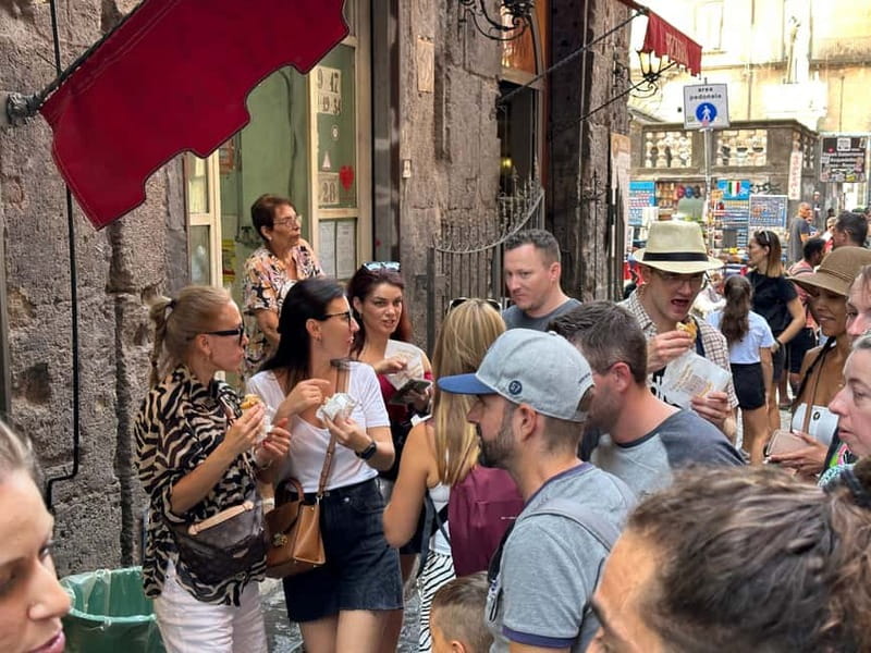 Naples: Street Food and Guided Sightseeing Walking Tour - Why this Naples food walk works