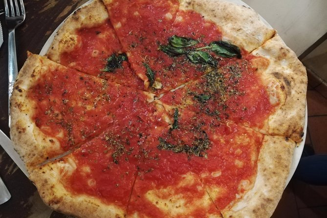 Naples: Street Food and Sightseeing Tour with Local Expert - Piazza del Gesù Nuovo and the final gelato