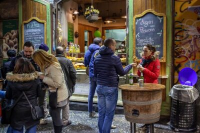 Naples Street Food Scene Tour: Small-Group Tasting Adventure