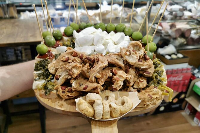 Naples Street Food Tour: Discover Local Flavors with Expert Guide - Key points to know before you book