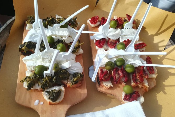 Naples Street Food Tour with Foodie Guide around Historical Center - Naples food is best understood one small bite at a time