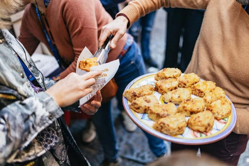 Naples: Street Food Walking Tour with Local Guide - A limoncello factory and a final gelato