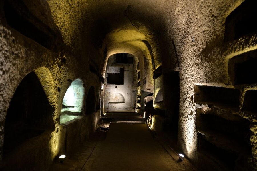 Naples: The Holy Mile 3-Hour Guided Tour - Palazzo San Felice and Palazzo dello Spagnuol