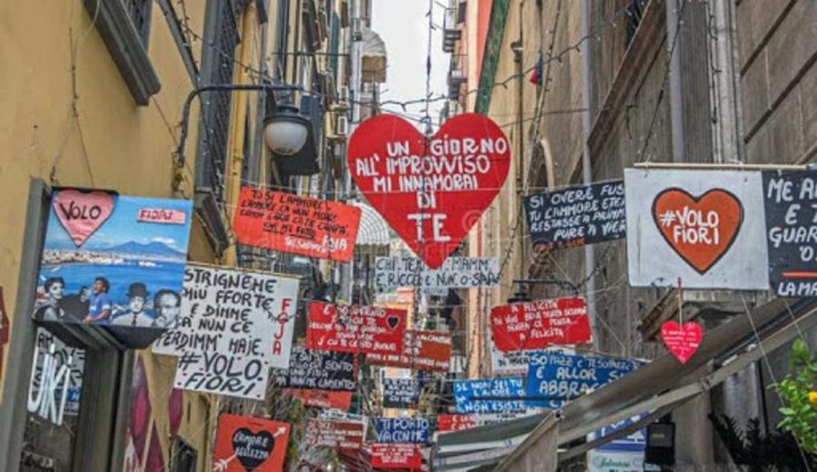 Naples: The Spanish Quarters, Street Art and Local Market - Turning uphill into the Spanish Quarters