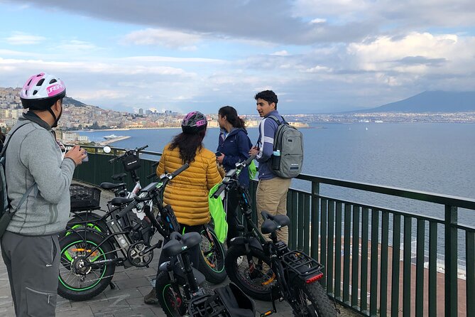 Naples tour by E-BIKE - Virgiliano Park and the high views of Posillipo