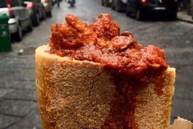 Naples' Ultimate Street Food Tour - Small Group by Do Eat Better - Starting at Piazza Dante and finding your guide