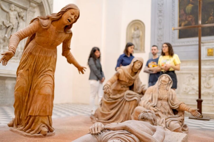 Naples Veiled Christ OR 3D Caravaggio: sculpture guided tour - A sculpture walk through Naples’ old center
