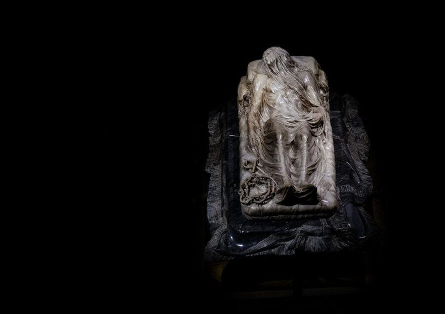 Naples Veiled Christ OR 3D Caravaggio: sculpture guided tour - Practical details before you book