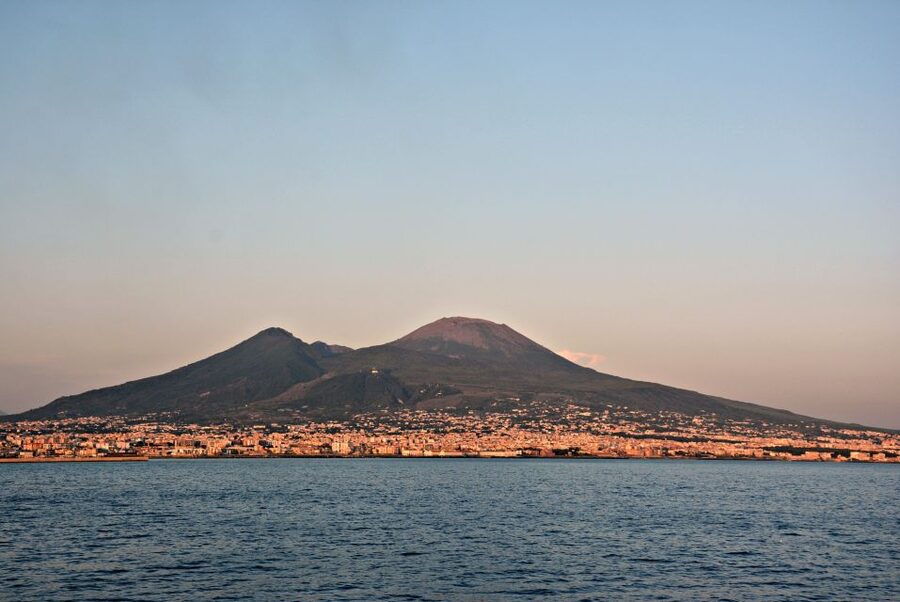 Naples: Vesuvius Half-Day Trip with Lunch and Wine Tasting - Is the $101.96 price fair?