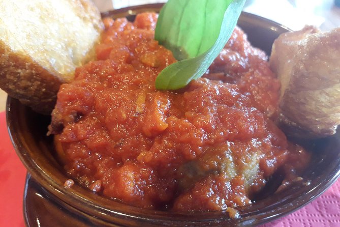 Naples Vomero: A Unique Traditional Food Tour by Do Eat Better - Cuoppo and crocchè for the street-food heart of Naples