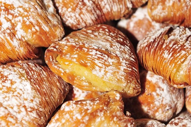 Naples Vomero: A Unique Traditional Food Tour by Do Eat Better - A small group with a relaxed pace