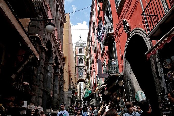 Naples walking tour + Neapolis buried - Via San Gregorio Armeno and the working city