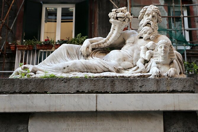Naples Walking tour of the Historical Center - Via dei Tribunali follows an ancient road line