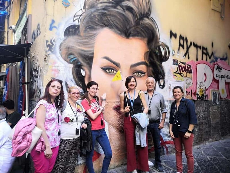 Napoli centro storico - tour in Italiano - Starting at the Duomo of Naples