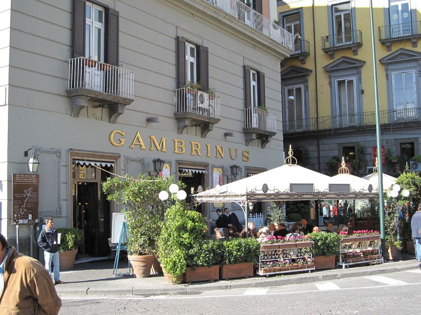 Napoli: Walking Tour of Naples with Local Tour Guide - Why this walking tour works well as a first look at Naples