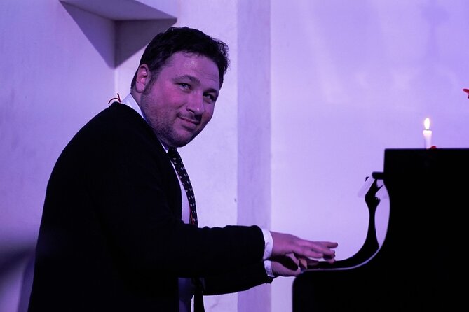 Napulitanata: Traditional Neapolitan Music Concert Ticket - Why the acoustic format matters
