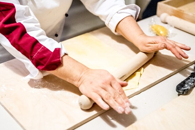 Neapolitan pasta homemade Cooking Lesson - The Naples setting and meeting point