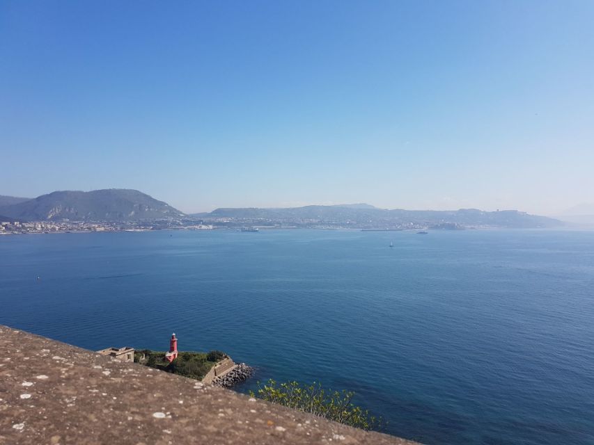 Phlegraean Fields: Cuma Baia and Pozzuoli private excursion - Cumae and the cave of the Sibyl