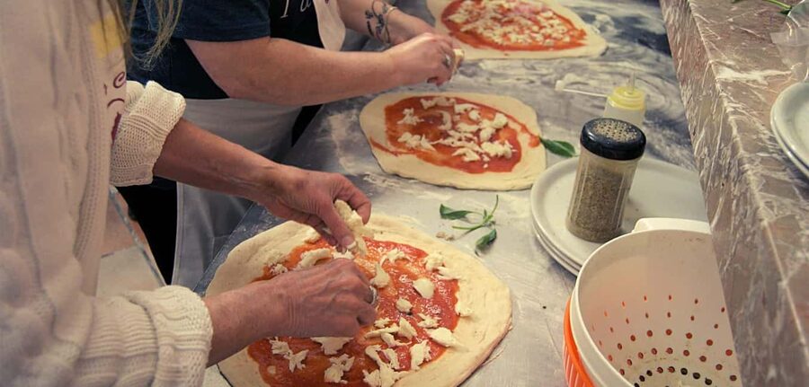 Pizza lesson - Practical details before you book