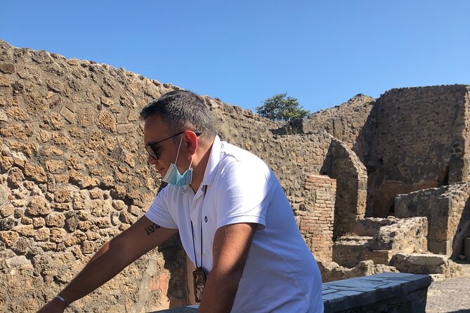 Pompei three hours with an expert guide - Why a private Pompeii guide changes the visit