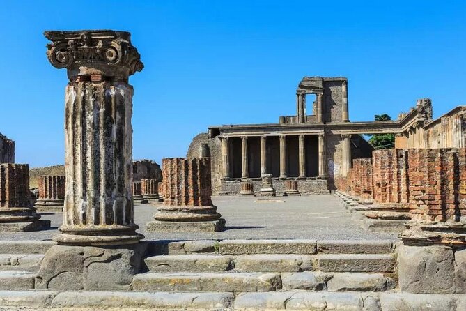 Pompei three hours with an expert guide - The classic ruins and newly excavated areas