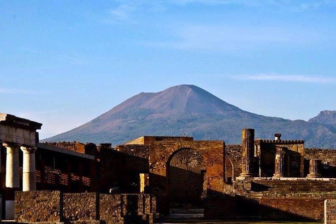 Pompeii: 2 Hour Private Tour with an Archeologist Guide - Why two hours can work at Pompeii