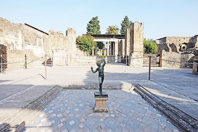 Pompeii & Amalfi Coast Tour from Naples or Sorrento - Pompeii in two hours, with the right guide